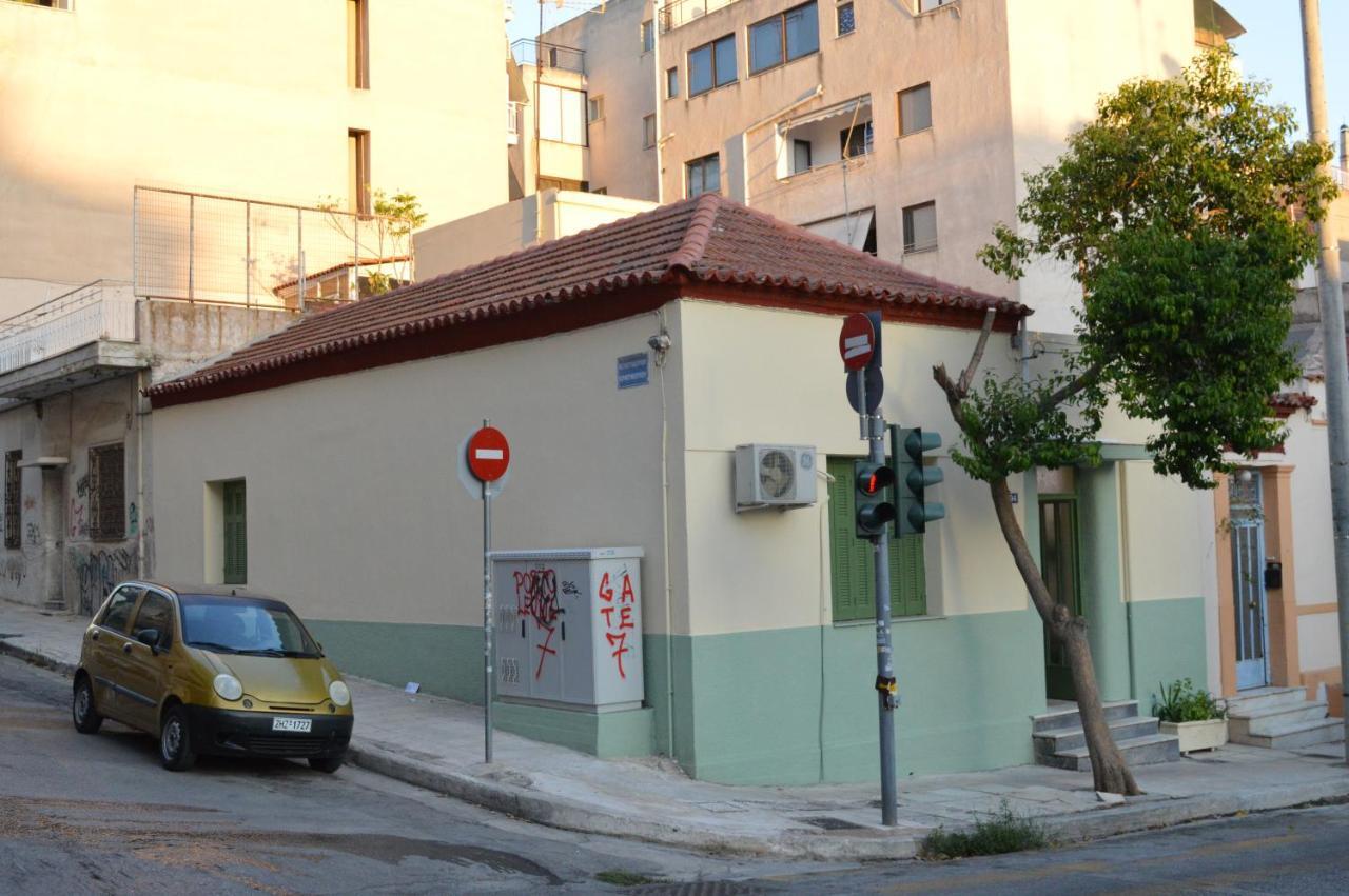 Pireas Port Next To Metro Artistic House Apartamento Exterior foto